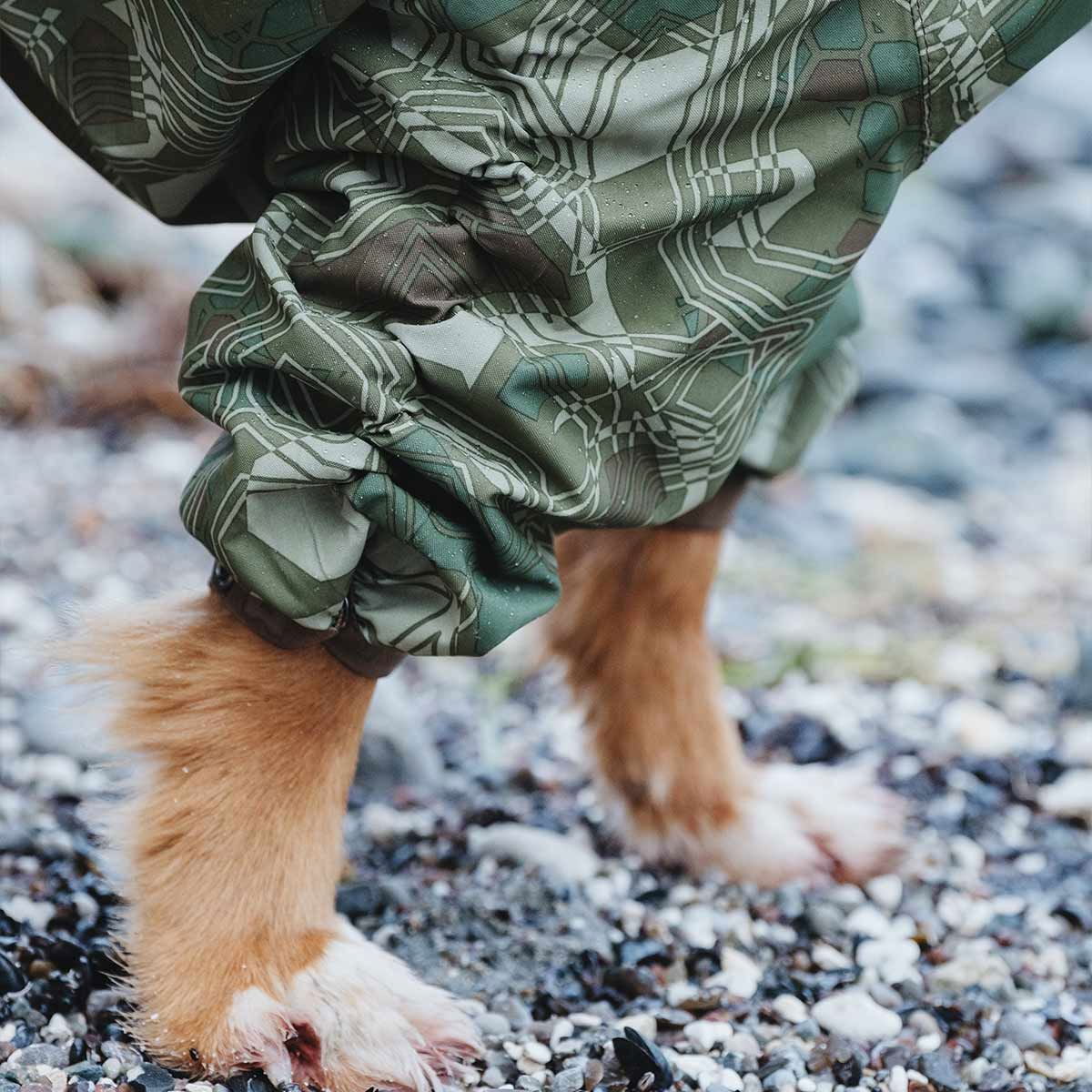 Hurtta Downpour koiran sadehaalari camo