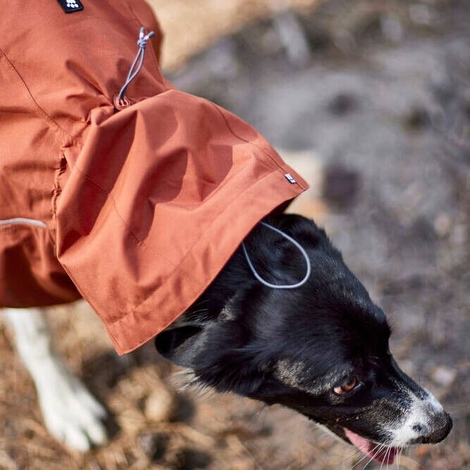 Hurtta Mudventure ECO sadetakki kaneli