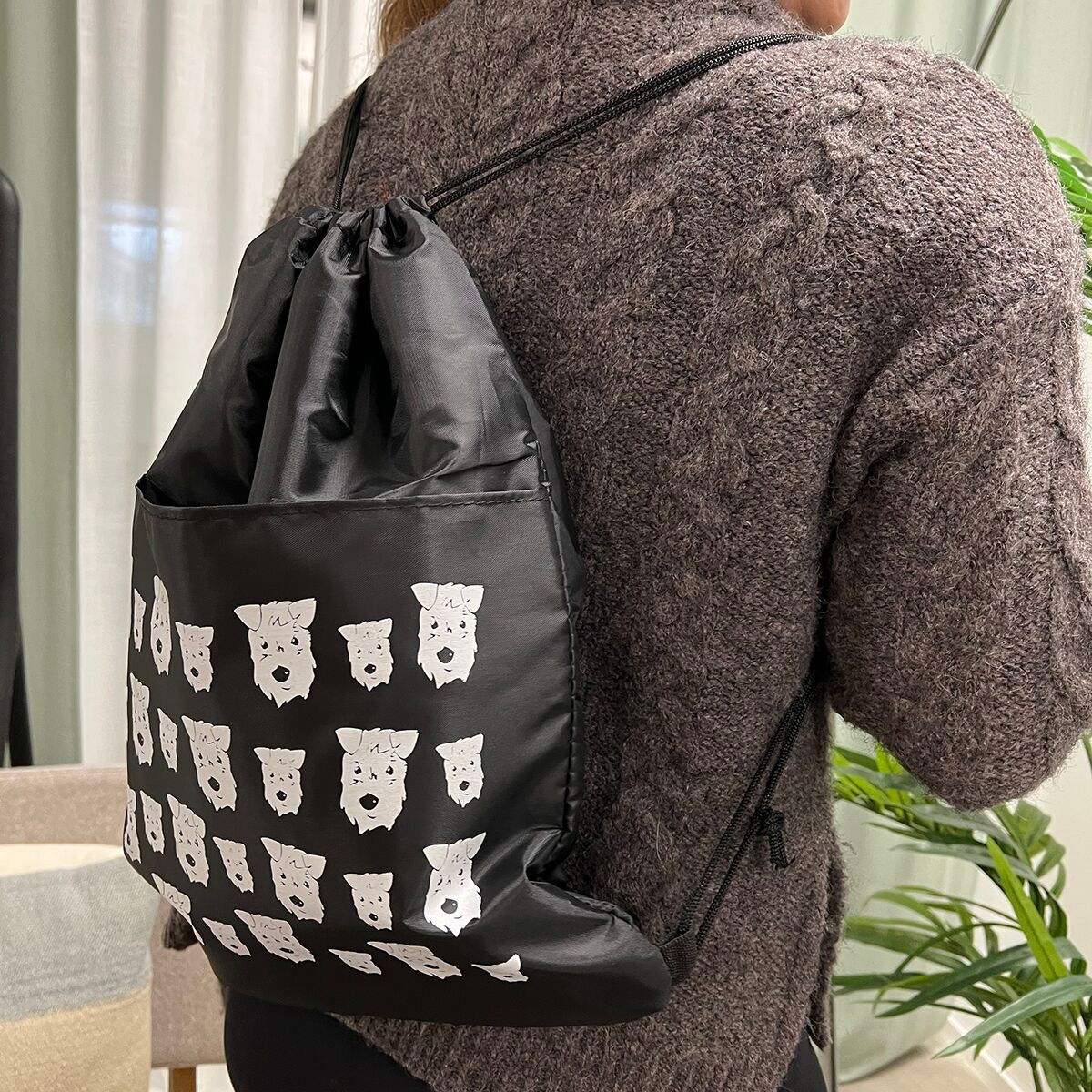 PetEasy drawstring cooler bag