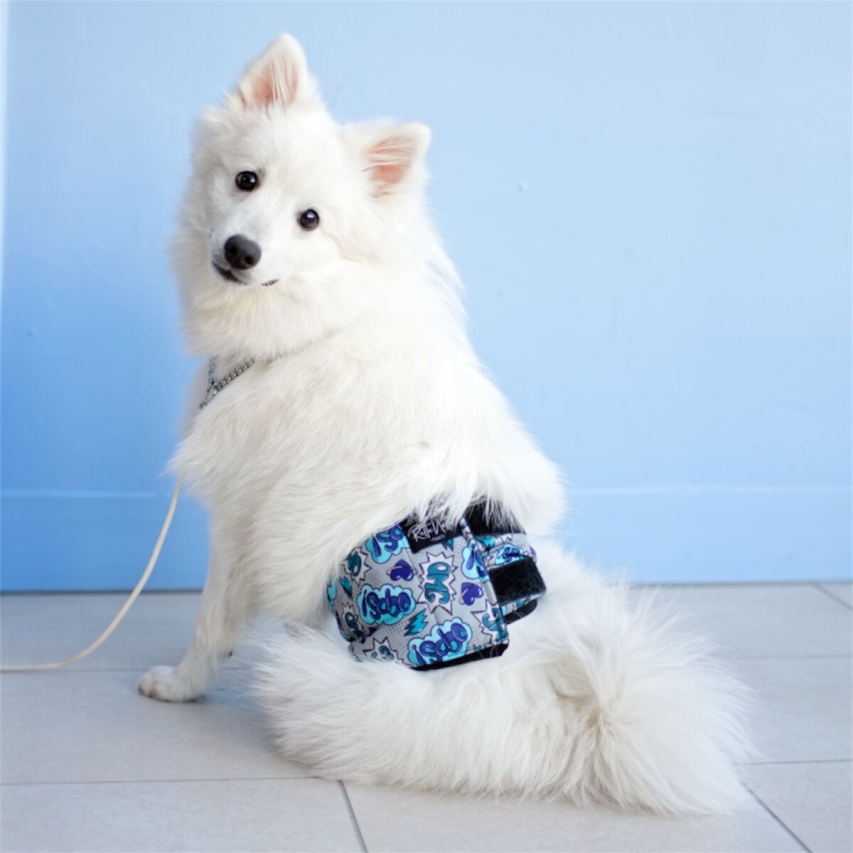 RuttuNuttu male wrap Oopsie Daisy cloudy pop