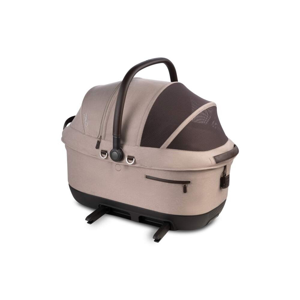 Tavo Maeve ISO6X Wind törmäystestattu turvaistuin autoon integroidulla tuuletusjärjestelmällä