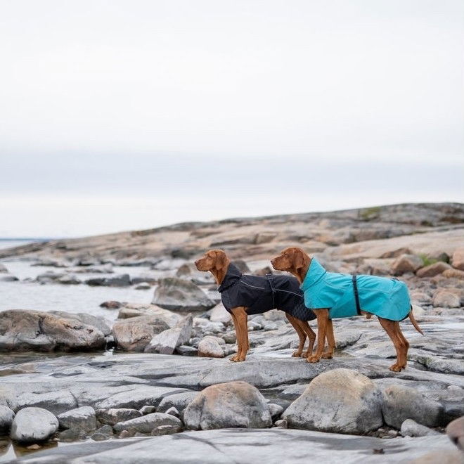 Feel Active Göteborg sadetakki musta